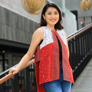 Outer Sarah Merah Putih